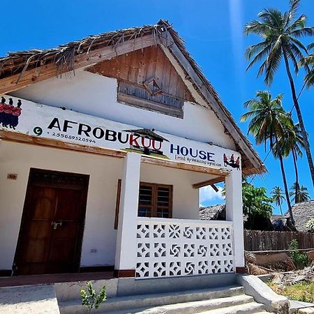 ホテル Afrobukuu House パジェ エクステリア 写真